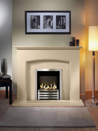 Биокамин в мраморном портале Firezo Armonia